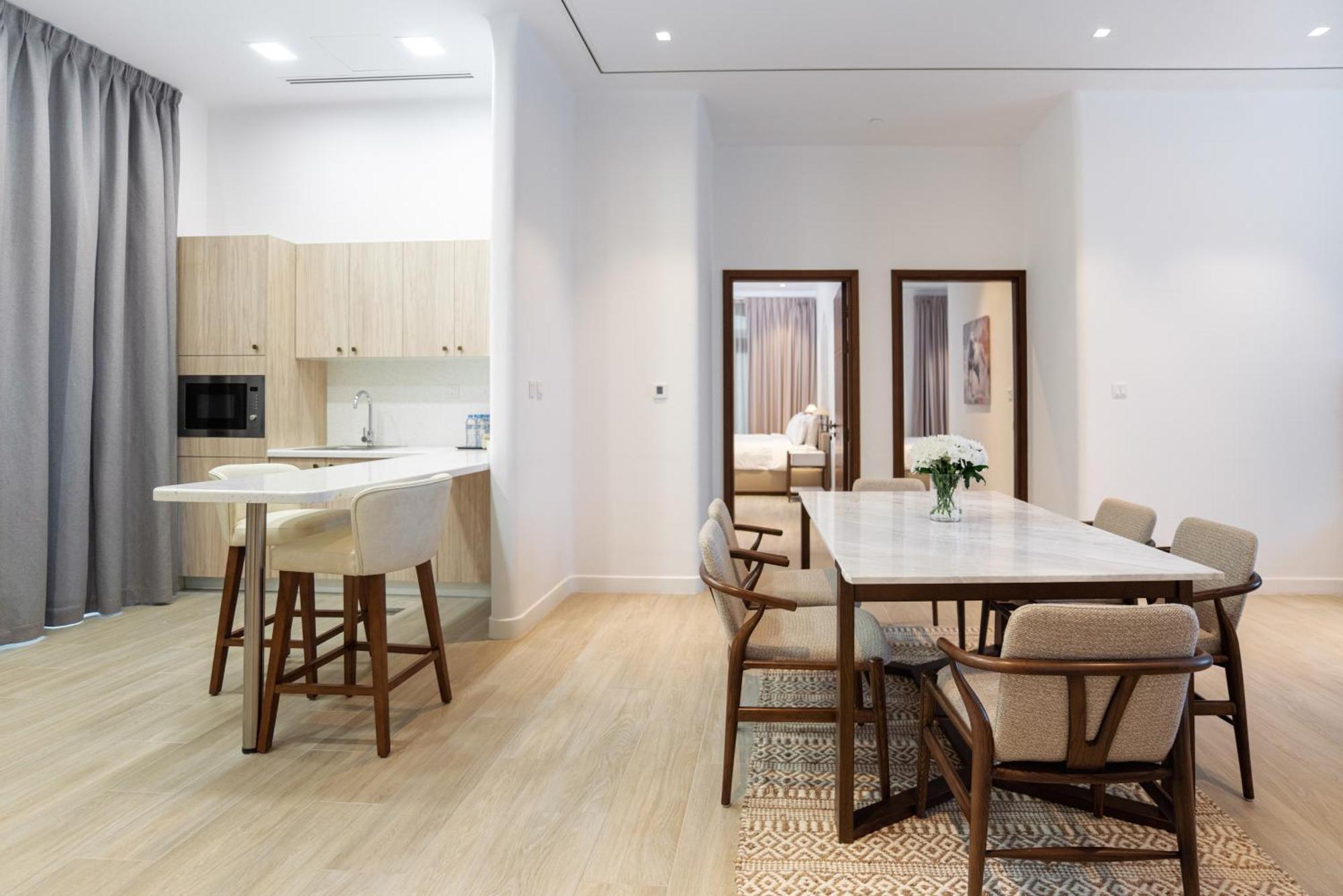 Mina Hotel And Residences By The Torch Ντόχα Εξωτερικό φωτογραφία A typical apartment interior